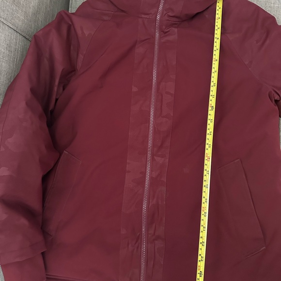 GAP Women's Red Puffer Jacket - Picture 4 of 4